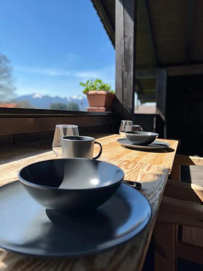 Chalet Chiemgau 90 Qm 3 Zimmer Balkon Ubersee Apartment