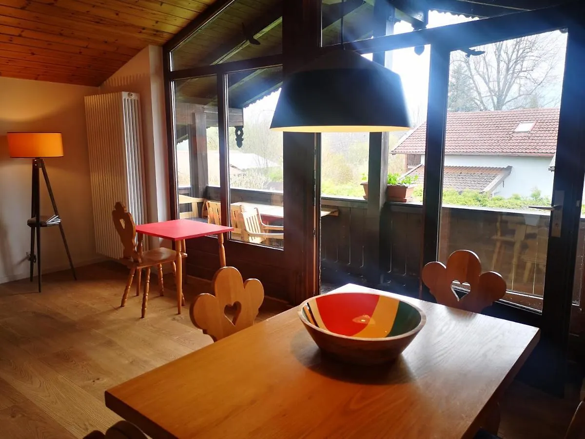 Apartment Chalet Chiemgau 90 Qm 3 Zimmer Balkon Ubersee