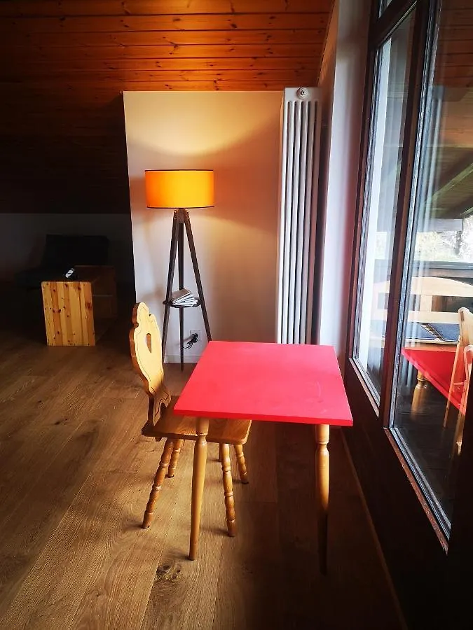 Chalet Chiemgau 90 Qm 3 Zimmer Balkon Ubersee 0*,  Germany